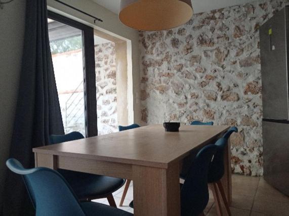 Maison De Charme Avec Patio Et Terrasse De Toit Estagel Exterior foto